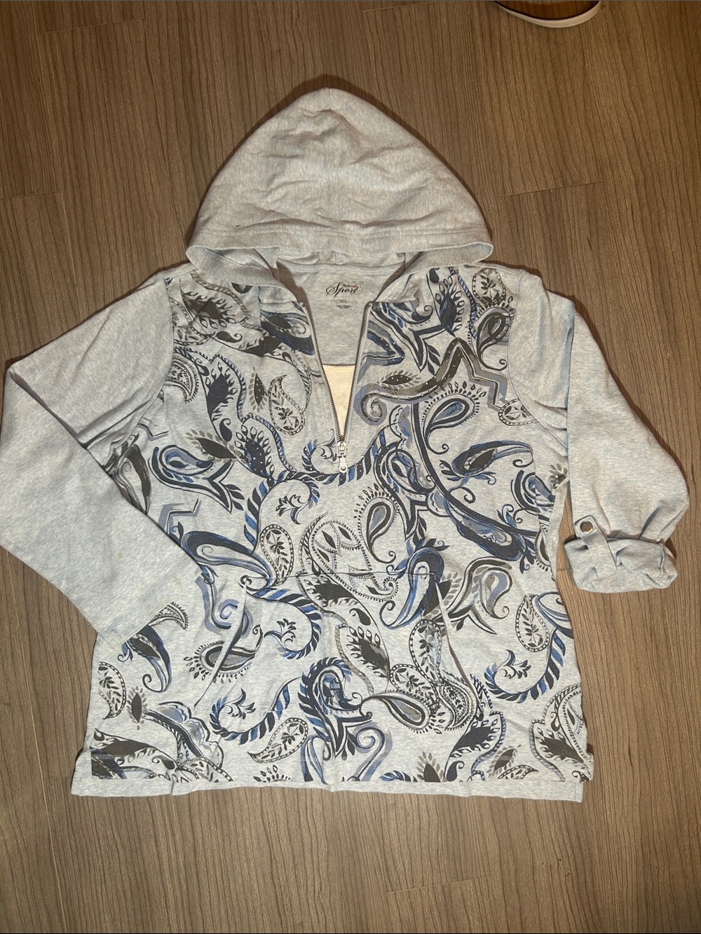 Lightweight cotton Hooded Pullover with studs and chest insert, XXL
